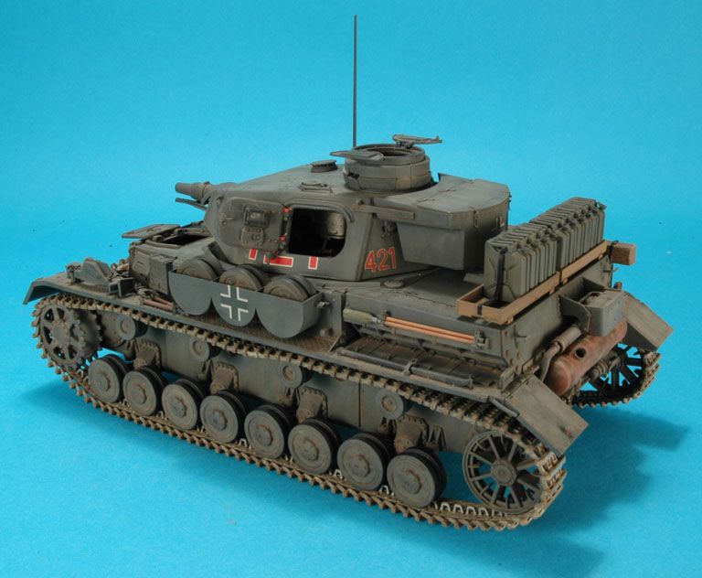 ドイツ IV号戦車 E型 w/ 増加装甲 - ドラゴン 6301