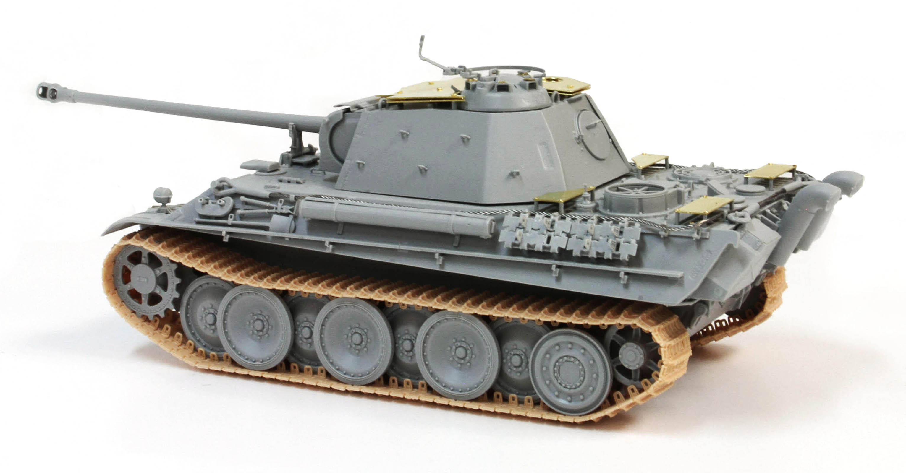 ドイツ 戦車 パンター G型 後期 生産型 w/ 対空増加装甲 - ドラゴン 6897
